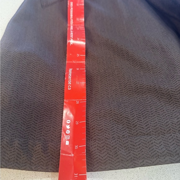 LULULEMON Brown Herringbone Double Breasted Studio Trench Coat. Size 6 - Picture 9 of 11